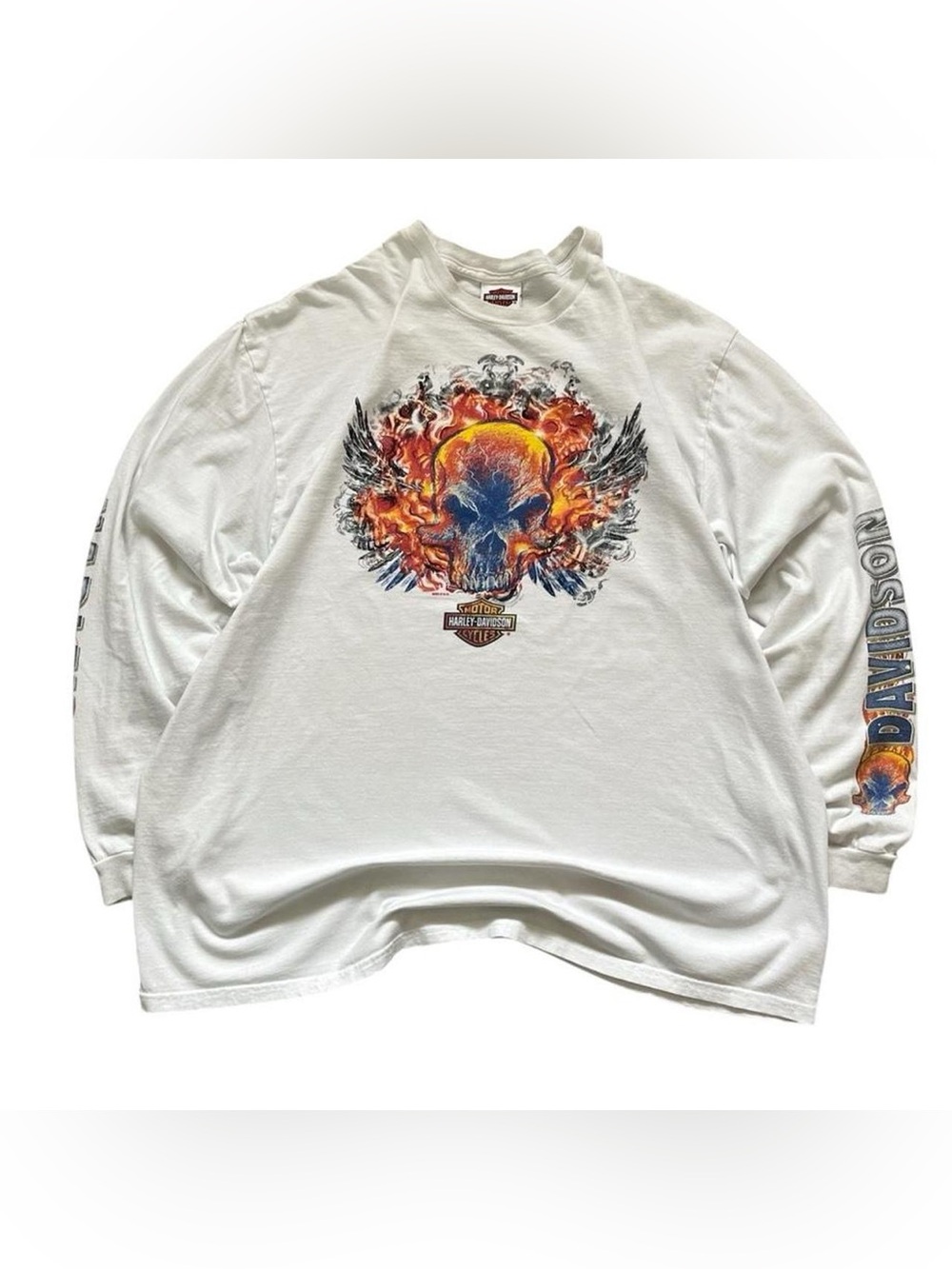 Harley-Davidson White Long Sleeve Tee with Fiery Skull Graphic
